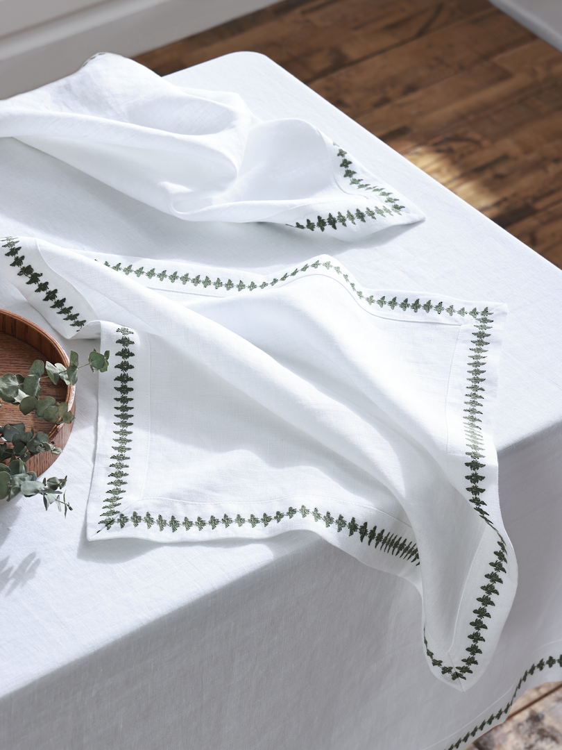 MM Linen Bee Embroidered Laundered Linen Napkins  Set of 4 image 0